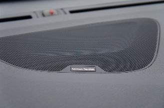 Volvo V-60 2.4 Twin Engine Hybrid D6 AWD Summum Harman Kardon Trekhaak 212KW picture 25