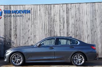  BMW 3-serie 320d Luxury Line Airco Navi Cruise 360° Schuifdak LED 140KW Euro 6 2020/1
