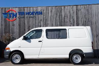 Schadeauto Toyota Hi-Ace 2.5 D4-D Dubbele Cabine 6-Persoons Trekhaak 65KW 2005/1