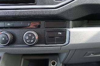 Volkswagen Crafter 2.0 TDi L3H3 Airco Camera PDC Apple Carplay 103KW Euro 6 picture 17