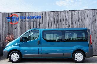 uszkodzony samochody osobowe Renault Trafic 2.0 DCi Lang 9-Sitzer Klima Metallic 84KW Euro 4 2008/5