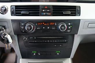 BMW 3-serie 325i Cabrio Automaat Airco Navi Stoelverw. Trekhaak 160KW Euro 4 picture 15