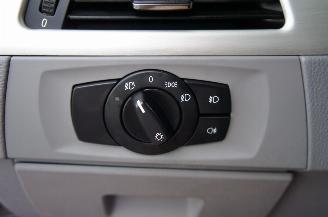 BMW 3-serie 325i Cabrio Automaat Airco Navi Stoelverw. Trekhaak 160KW Euro 4 picture 23