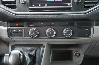 Volkswagen Crafter 2.0 TDi L3H3 Airco Navi Cruise Apple Carplay 130KW Euro 6 picture 16