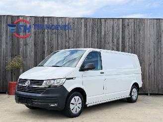 krockskadad bil bedrijf Volkswagen Transporter T6.1 2.0 TDI Lang Automatik 2022/11