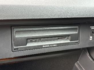 Skoda Octavia Combi 1.6 TDI Ambition Navi CarPlay Sitzheizung picture 35