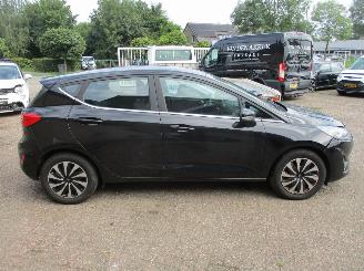 Ford Fiesta 1.0 EcobB Hy Tit NAP REST BPM 2000 euro !!!! picture 8