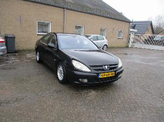 krockskadad bil auto Peugeot 607 2.2-16V 2001/7
