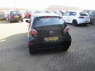 Toyota Aygo 1.2-12V Comfort picture 6