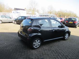 Toyota Aygo 1.2-12V Comfort picture 7