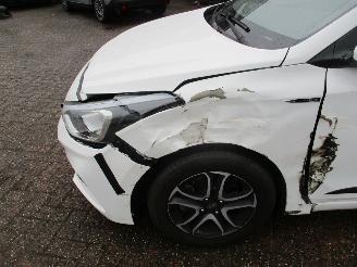Hyundai I-20 1.0 T-GDI Comfort Aut NAP REST BPM 1200 EURO !!!!! picture 14