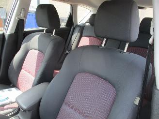 Mazda 3 2.0 Executive picture 16