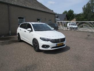 Schadeauto Fiat Tipo Stationwagon 1.4 Street 2020/7