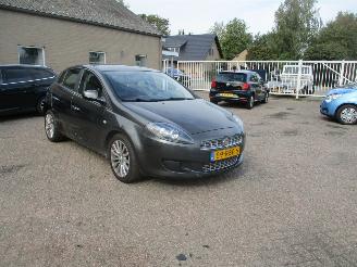 Coche accidentado Fiat Bravo 1.4 T-jet Dynamic REST BPM 300 EURO !!! 2011/4
