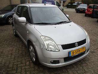 skadebil auto Suzuki Swift 1.3 GLS Airco 2005/7