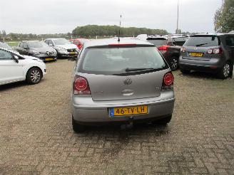 Volkswagen Polo 1.4-16V Optive picture 6