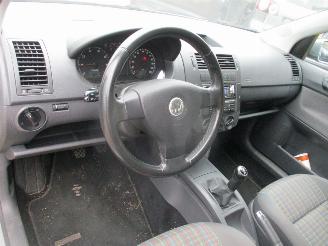 Volkswagen Polo 1.4-16V Optive picture 13