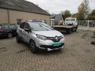 krockskadad bil auto Renault Captur 0.9 TCe Edition one REST BPM 1000 EURO !!! NAP 2017/11