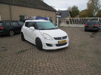 Schadeauto Suzuki Swift 1.2 Base X-ite 2013/6