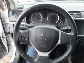 Suzuki Swift 1.2 Base X-ite picture 19