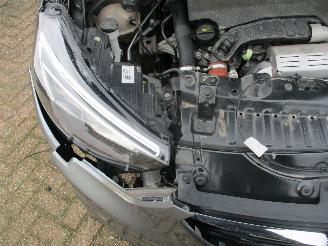 Opel Crossland X 1.2 T. innovAtion Autmaat picture 14