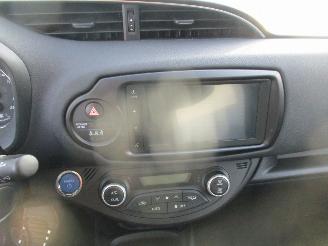 Toyota Yaris 1.5 Hyb Dynamic picture 21