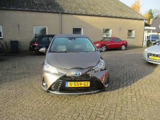 Toyota Yaris 1.5 Hyb Dynamic picture 2