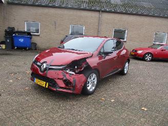 Renault Clio 0.9 TCe Limited Airco NAP picture 3