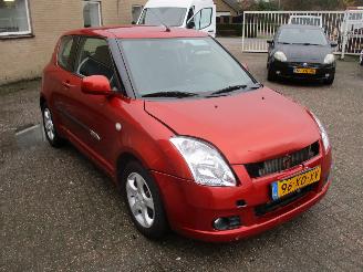 damaged passenger cars Suzuki Swift 1.3 Exclusive Aut 3DRS 2007/4