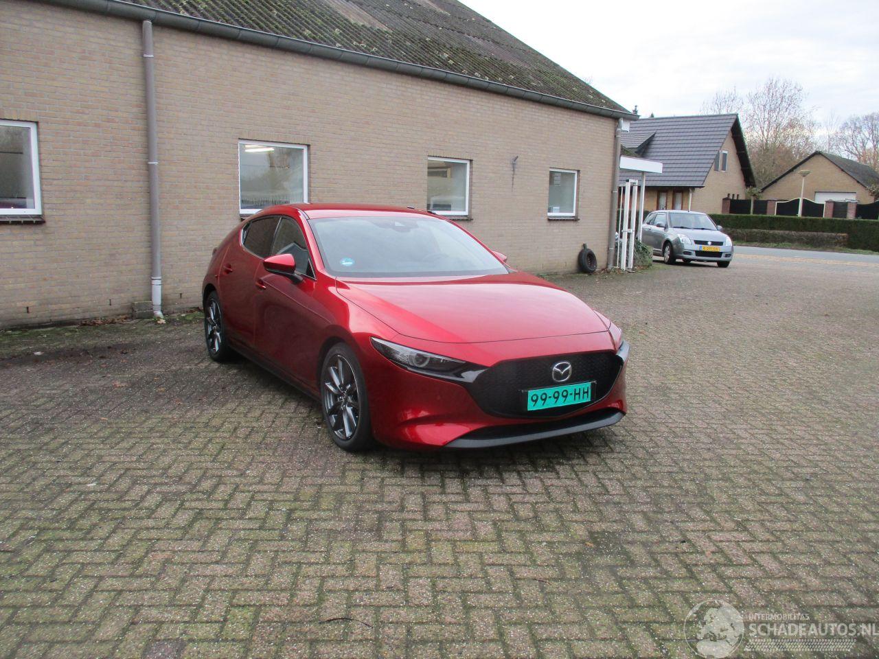 Mazda 3 2.0 SA-G Luxury Aut REST BPM 1600 EURO !!!!!