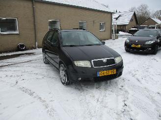 skadebil auto Skoda Fabia Combi 1.4-16V Spirit 2006/5