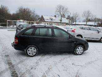 Skoda Fabia Combi 1.4-16V Spirit picture 8
