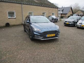 Unfallwagen Ford Focus 1.0 Ecob Titanium x business Aut REST BPM 1000 EURO 2021/3