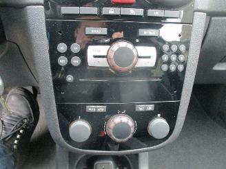 Opel Corsa 1.2 EcoF des Ed LPG picture 23