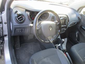 Renault Captur 1.2 TCe Dynamique Aut NAP picture 17