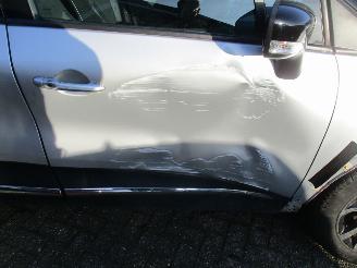 Renault Captur 1.2 TCe Dynamique Aut NAP picture 9