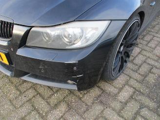 BMW 3-serie 330 i Aut picture 14