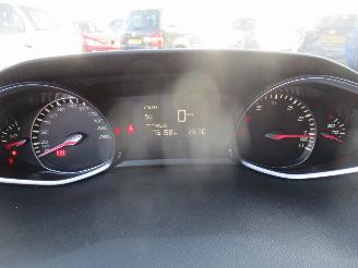 Peugeot 308 SW 1.2 PureTech Allure REST BPM 400 EURO !!!! picture 24