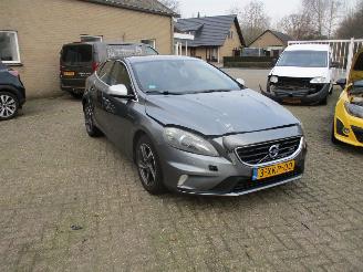 Schadeauto Volvo V-40 2.0 D4 R-Design Business 2014/9