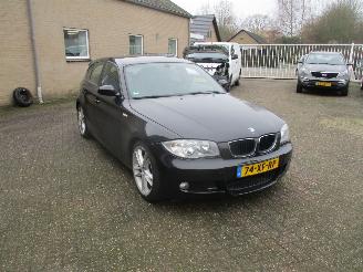 Schadeauto BMW 1-serie 118i Business Line 2007/5