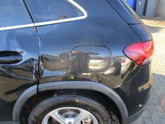 Mercedes GLA 250 4MATIC AMG Line picture 20