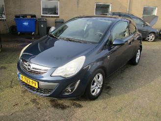 Opel Corsa 1.4-16V Cosmo picture 3