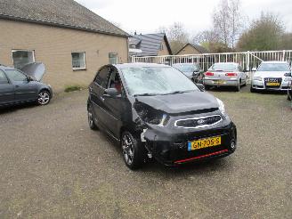 uszkodzony samochody osobowe Kia Picanto 1.2 CVVT SportsLine GT-Line 2015/7