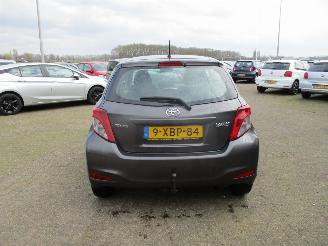 Toyota Yaris 1.0 VVT-i Now REST BPM €300,-!!! picture 6
