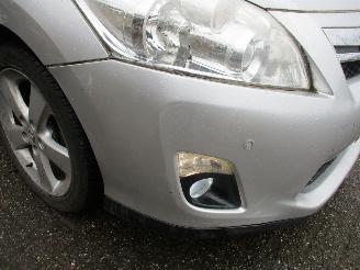 Toyota Auris 1.8 Full Hyb.Exe.Bns picture 15