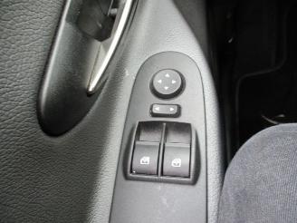 Lancia Ypsilon 0.9 TwinAir Gold picture 28