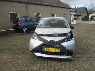Toyota Aygo 1.0 VVT-i x-fun REST BPM €300,-!!! picture 2