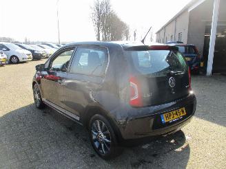 Volkswagen Up! 1.0 high up! BlueM. REST BPM €250,-!!! picture 5