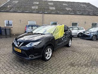 Nissan Qashqai 1.6 Tekna 17 REST BPM €400,-!!! picture 3