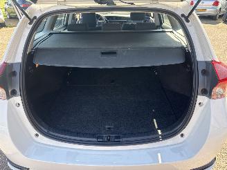 Toyota Auris Touring Sports 1.8 Hybrid Aspiration picture 31